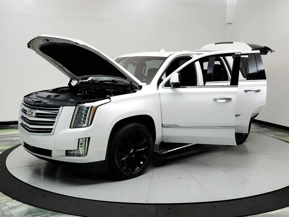 2020 Cadillac Escalade 4th Gen - Image 9 of 21