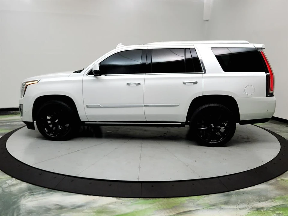 2020 Cadillac Escalade 4th Gen - Image 8 of 12
