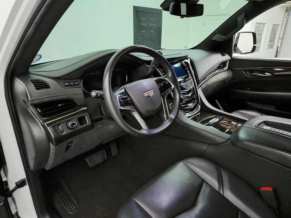 2020 Cadillac Escalade 4th Gen - Image 13 of 21