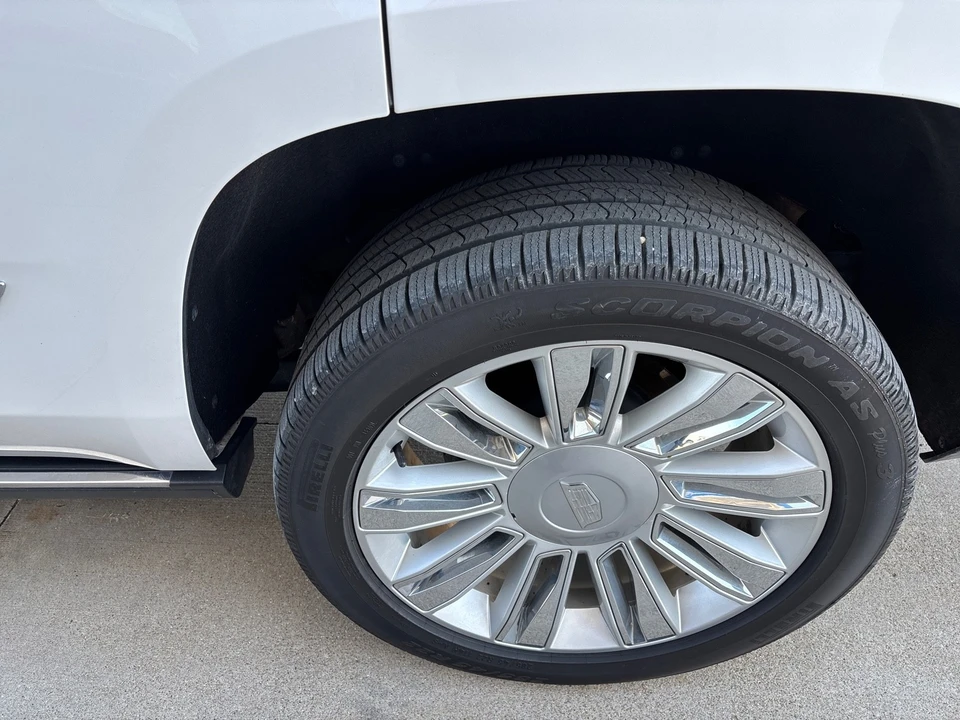 2020 Cadillac Escalade 4th Gen - Image 12 of 21