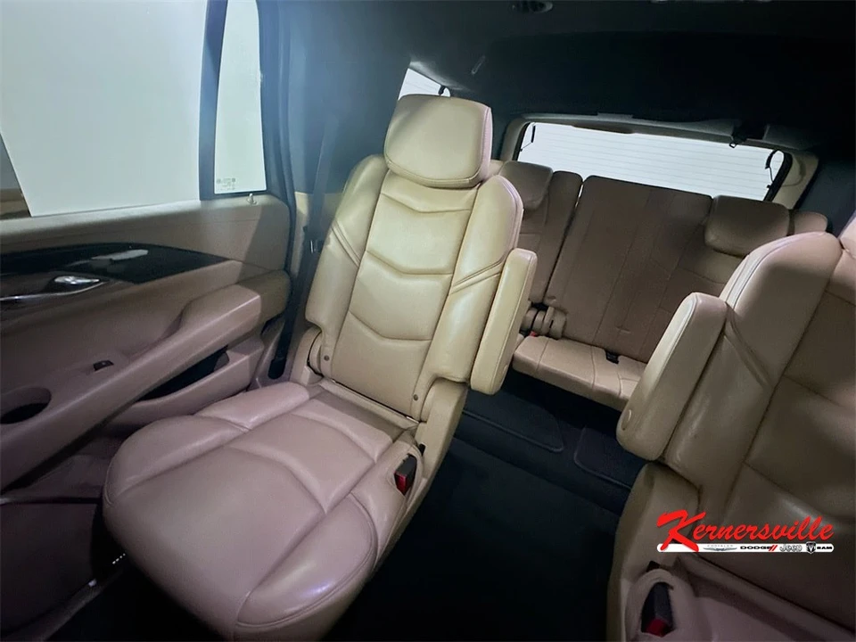 2020 Cadillac Escalade 4th Gen - Image 12 of 21