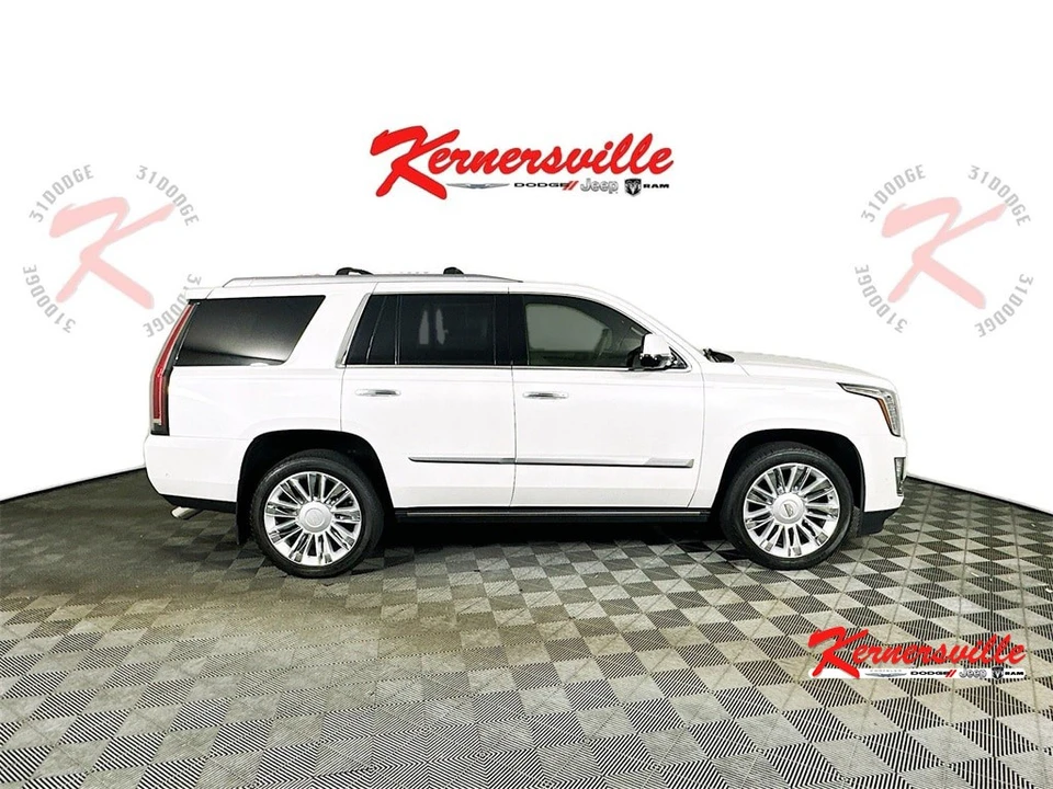 2020 Cadillac Escalade 4th Gen - Image 8 of 21