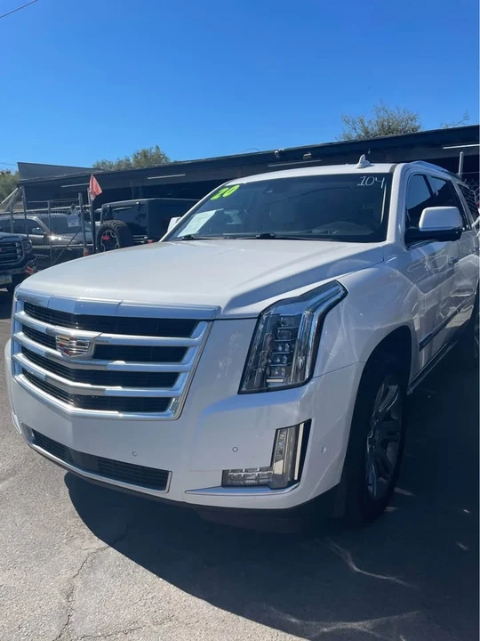 2020 Cadillac Escalade 4th Gen - Image 2 of 3
