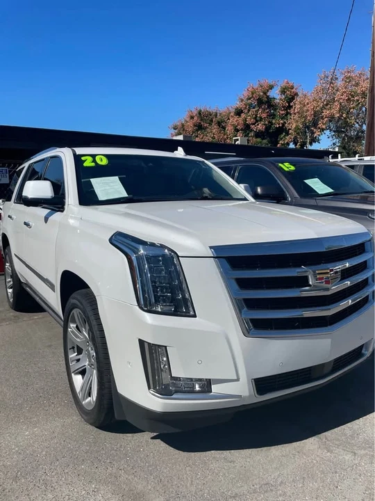 2020 Cadillac Escalade 4th Gen - Image 3 of 3