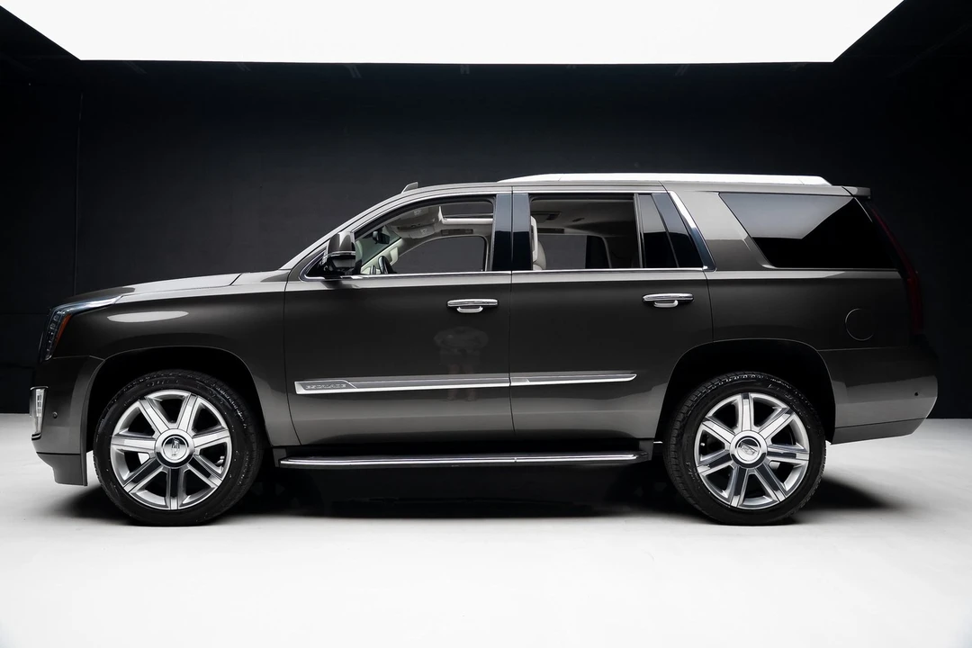 2020 Cadillac Escalade 4th Gen - Image 16 of 21