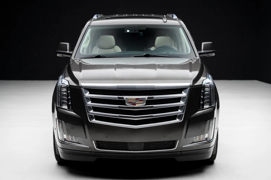 2020 Cadillac Escalade 4th Gen - Image 5 of 12