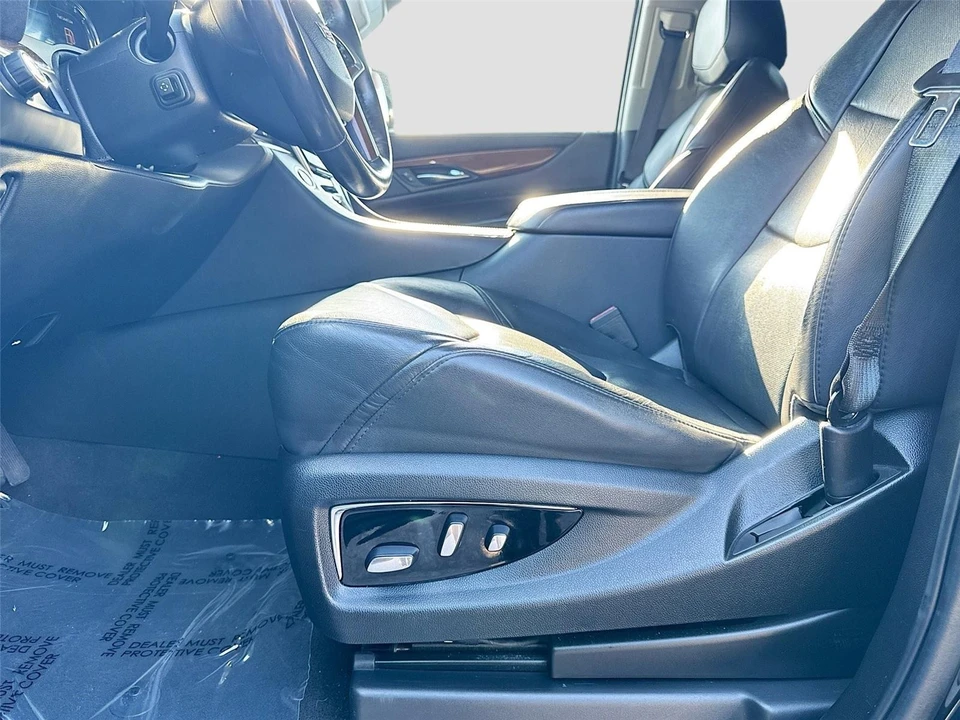 2020 Cadillac Escalade 4th Gen - Image 17 of 21