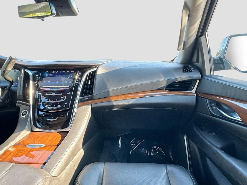 2020 Cadillac Escalade 4th Gen - Image 20 of 21