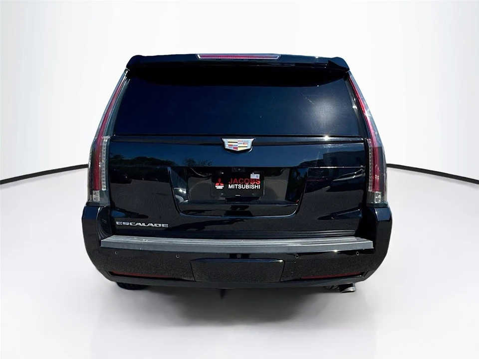 2020 Cadillac Escalade 4th Gen - Image 12 of 15