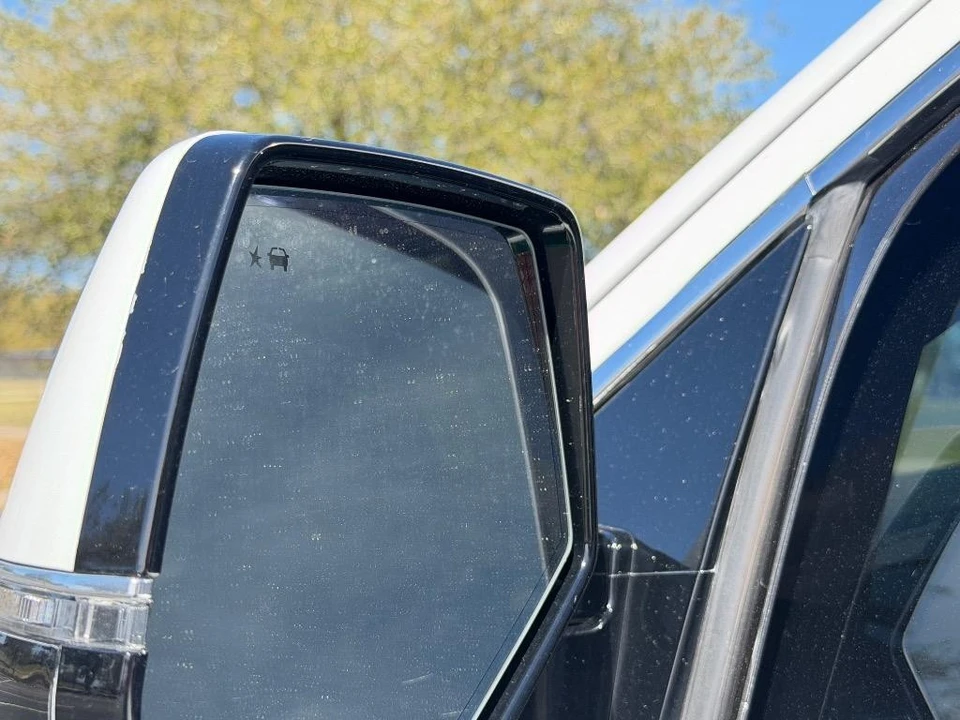 2020 Cadillac Escalade 4th Gen - Image 5 of 21
