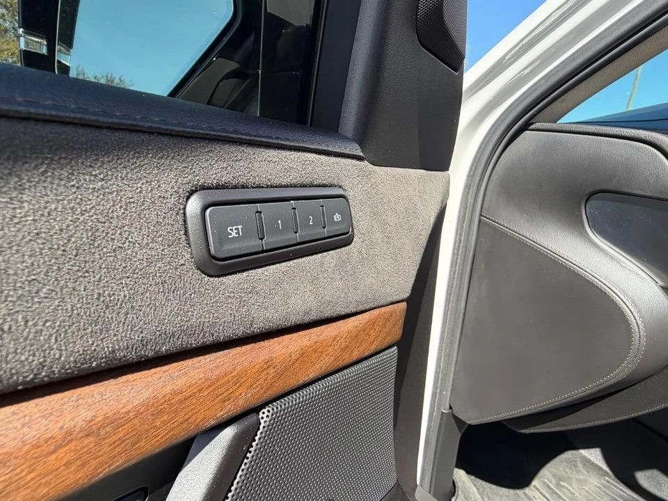 2020 Cadillac Escalade 4th Gen - Image 8 of 21