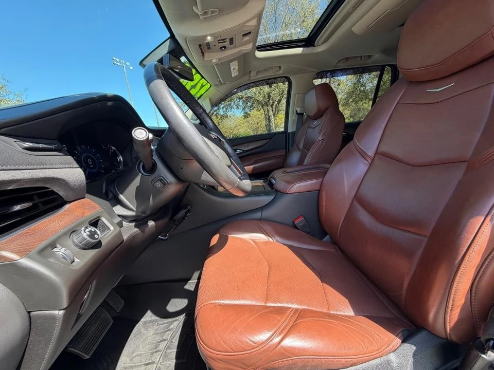 2020 Cadillac Escalade 4th Gen - Image 10 of 21