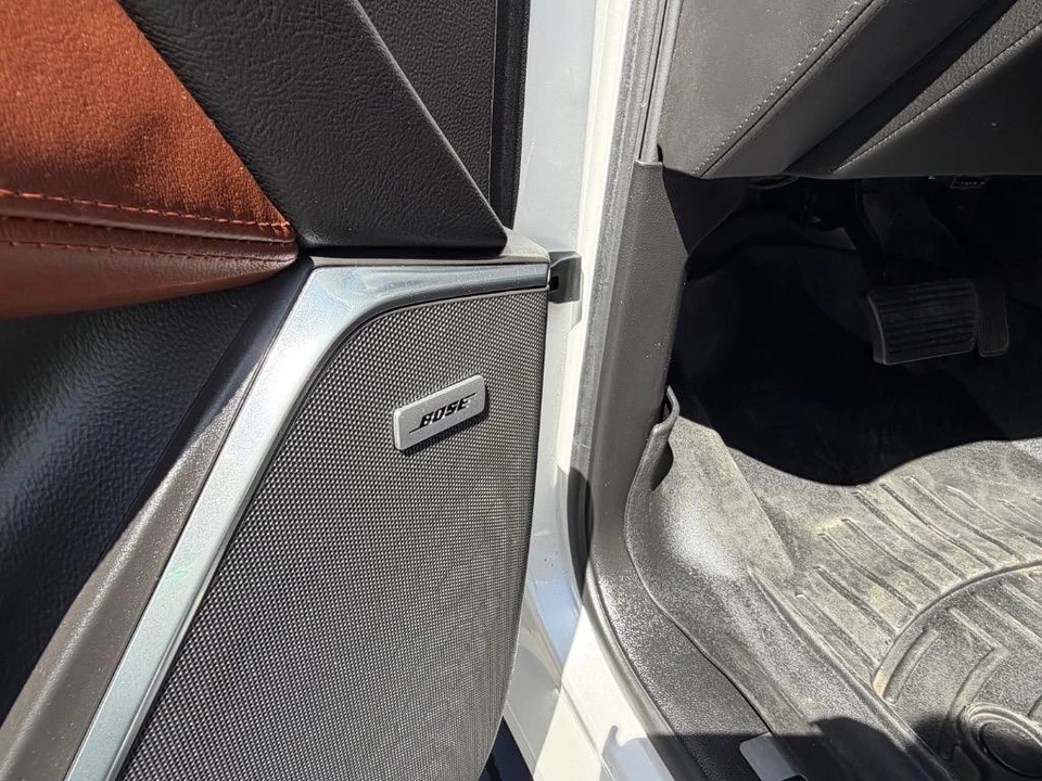 2020 Cadillac Escalade 4th Gen - Image 9 of 21