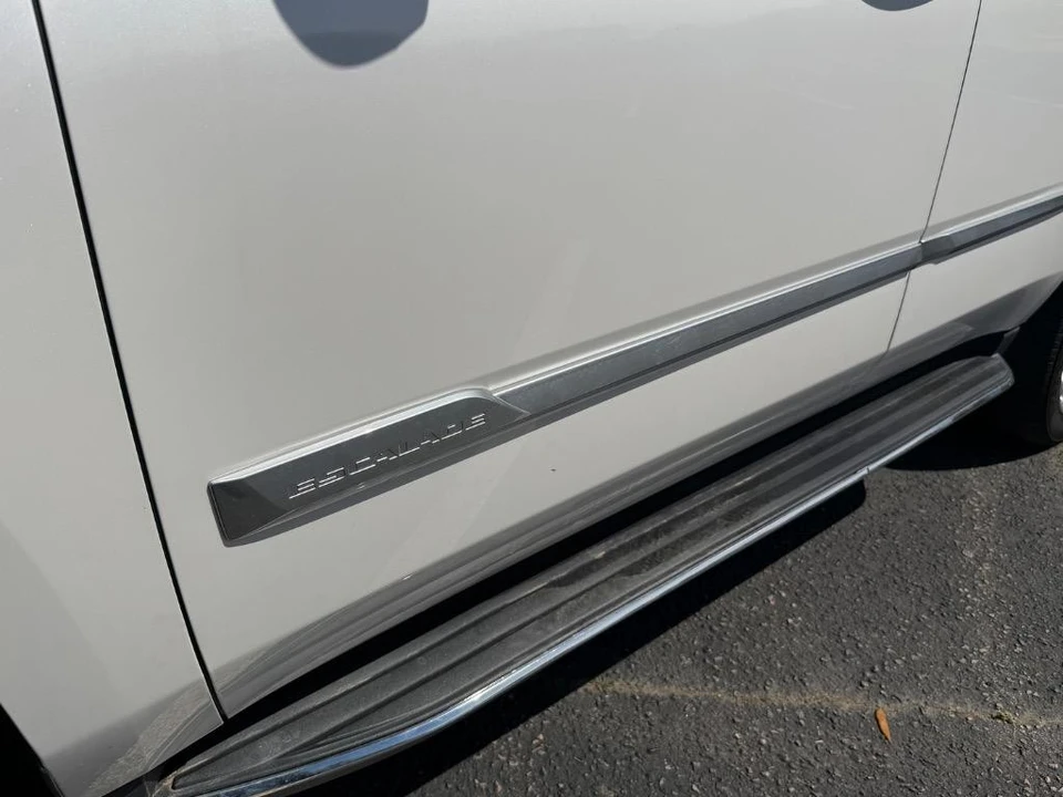 2020 Cadillac Escalade 4th Gen - Image 3 of 21