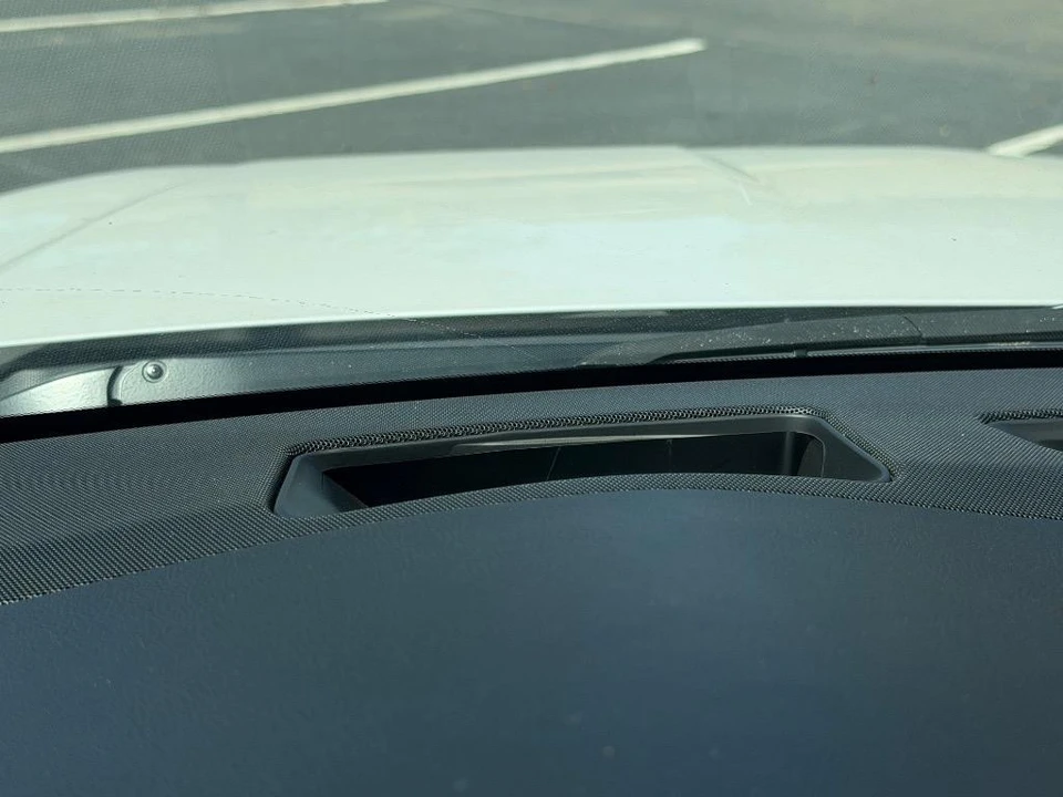 2020 Cadillac Escalade 4th Gen - Image 18 of 21