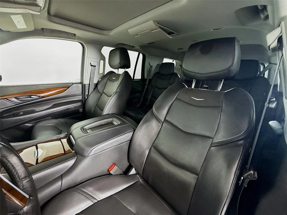2020 Cadillac Escalade 4th Gen - Image 20 of 21