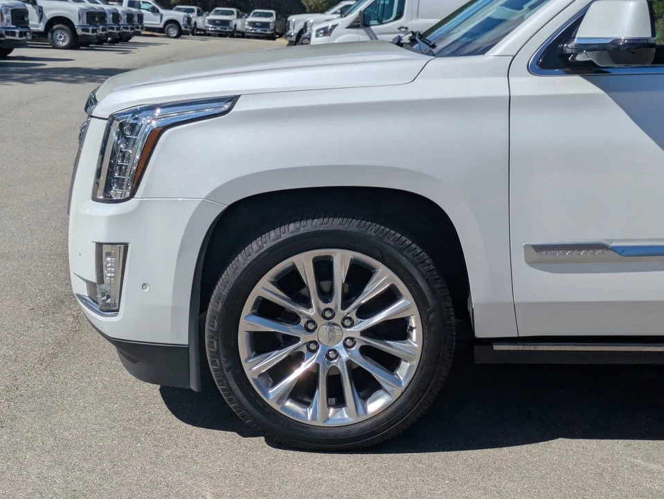 2020 Cadillac Escalade 4th Gen - Image 11 of 12