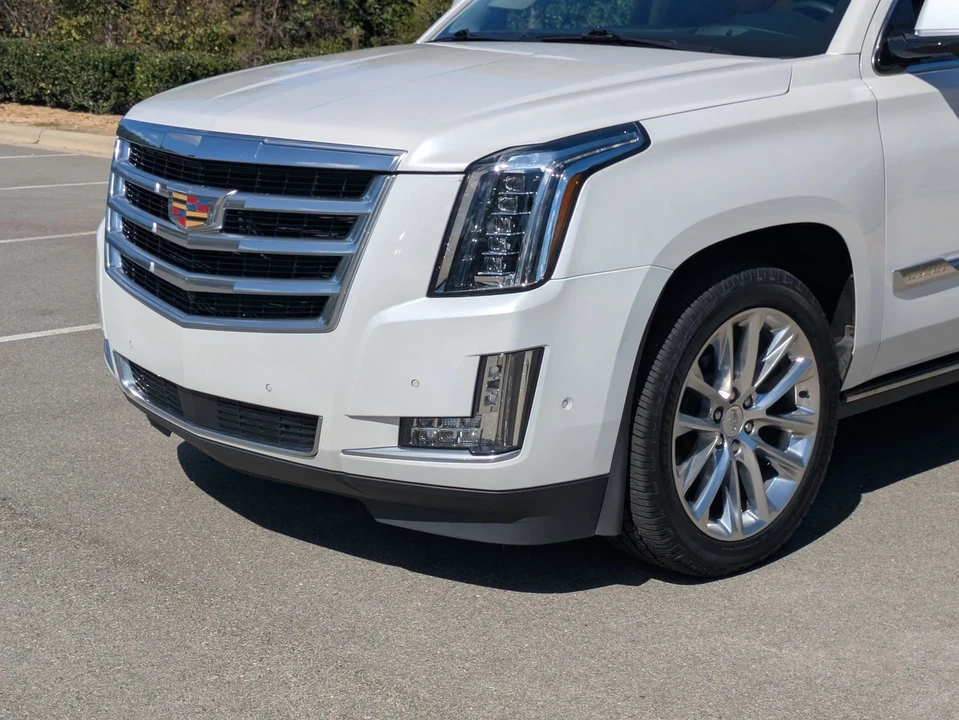 2020 Cadillac Escalade 4th Gen - Image 10 of 12
