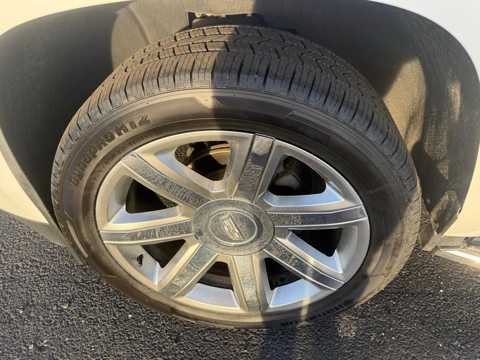 2020 Cadillac Escalade 4th Gen - Image 9 of 21