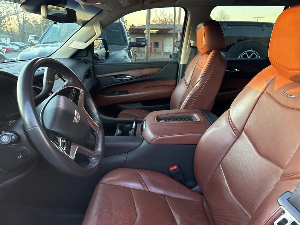 2020 Cadillac Escalade 4th Gen - Image 4 of 4
