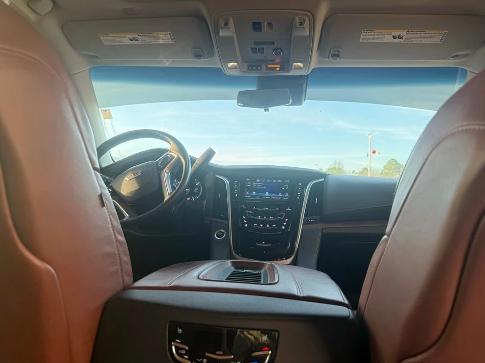 2020 Cadillac Escalade 4th Gen - Image 19 of 21
