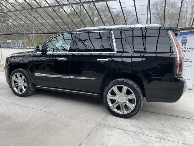 2020 Cadillac Escalade 4th Gen - Image 14 of 21