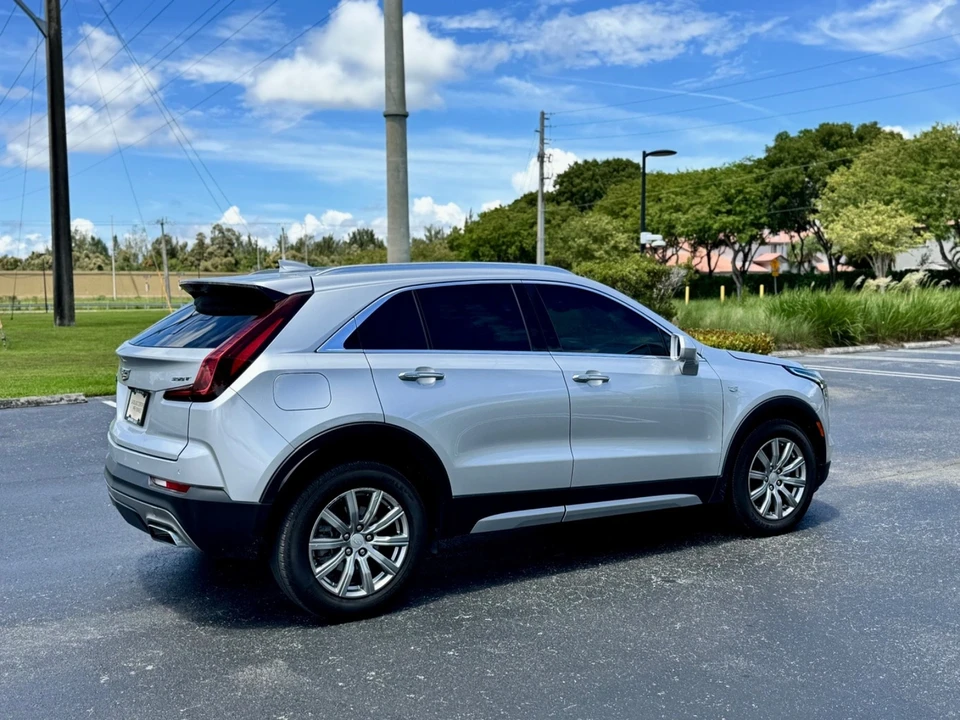 2020 Cadillac - Image 4 of 21