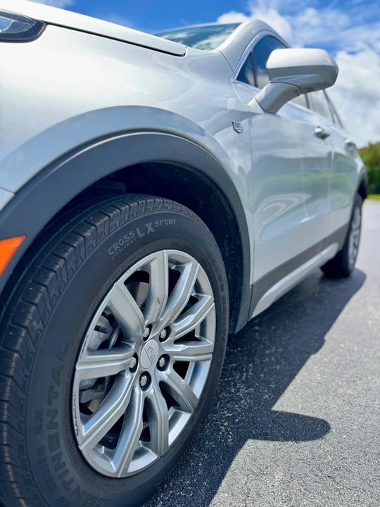 2020 Cadillac - Image 8 of 21