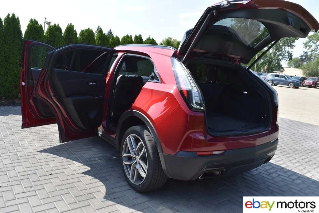 2020 Cadillac XT4 - Image 19 of 24