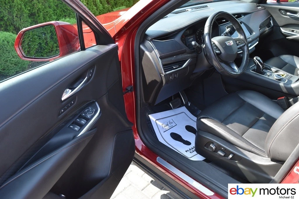 2020 Cadillac XT4 - Image 11 of 24