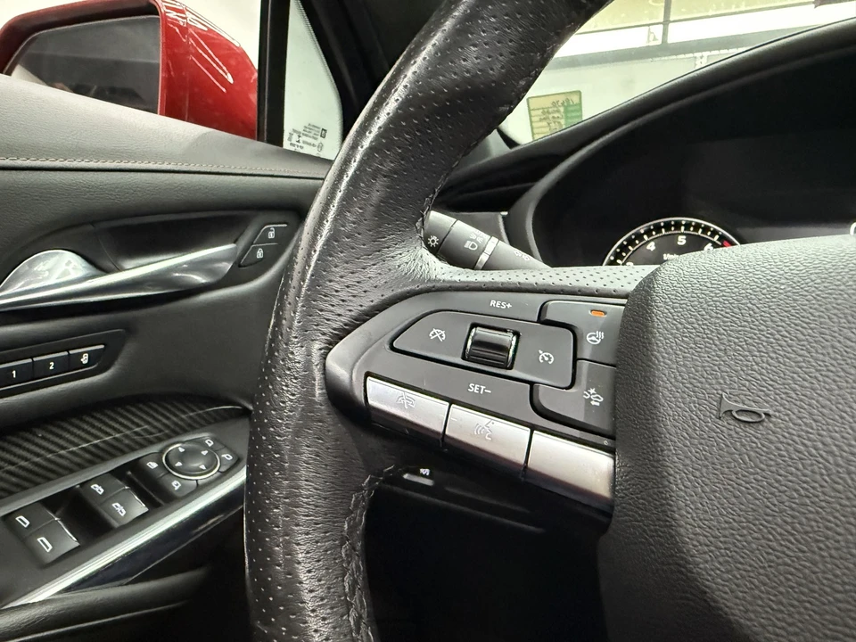 2020 Cadillac XT4 - Image 17 of 21