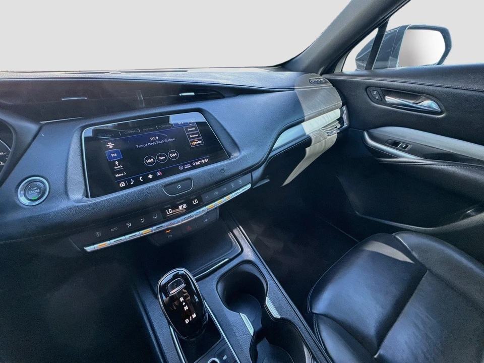 2020 Cadillac XT4 - Image 15 of 31