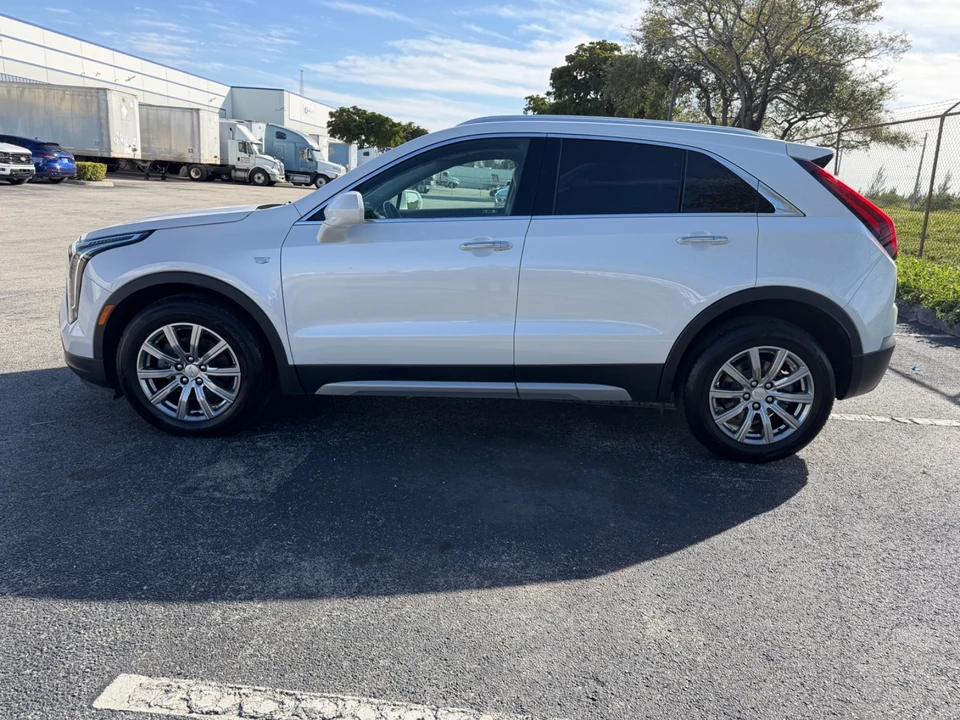 2020 Cadillac XT4 - Image 2 of 12
