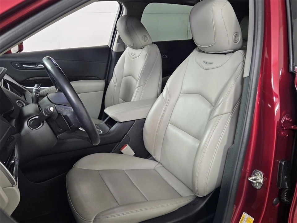 2020 Cadillac XT4 - Image 5 of 21