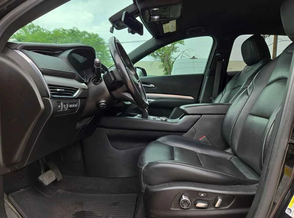 2020 Cadillac XT4 - Image 8 of 10
