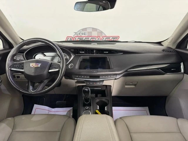 2020 Cadillac XT4 - Image 11 of 12