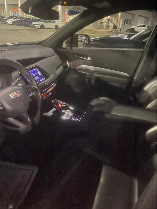 2020 Cadillac XT4 - Image 5 of 8