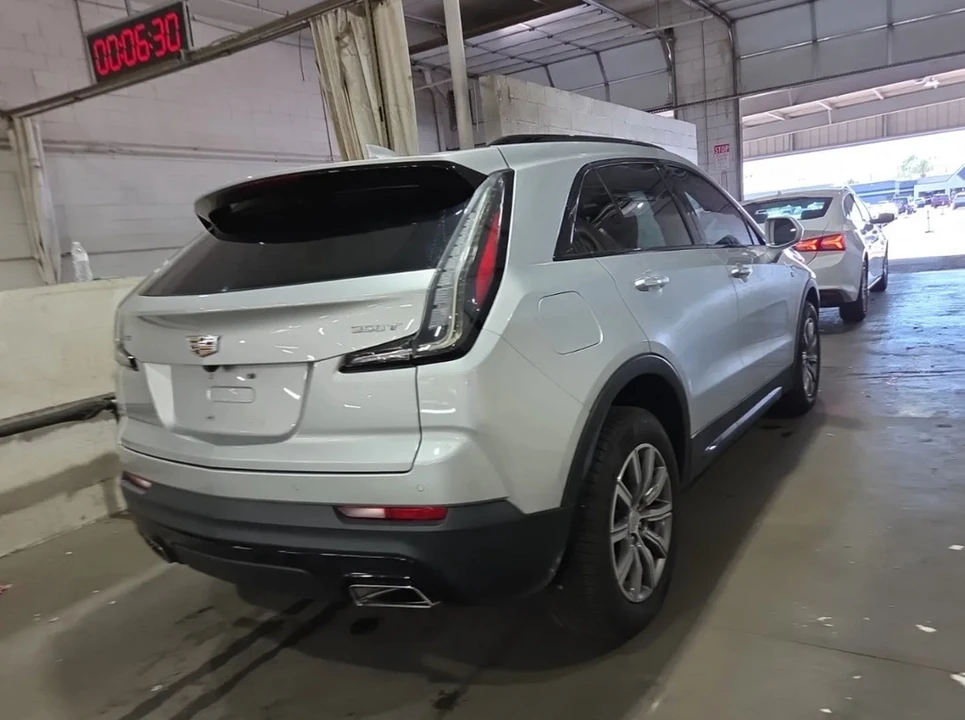 2020 Cadillac XT4 - Image 2 of 10