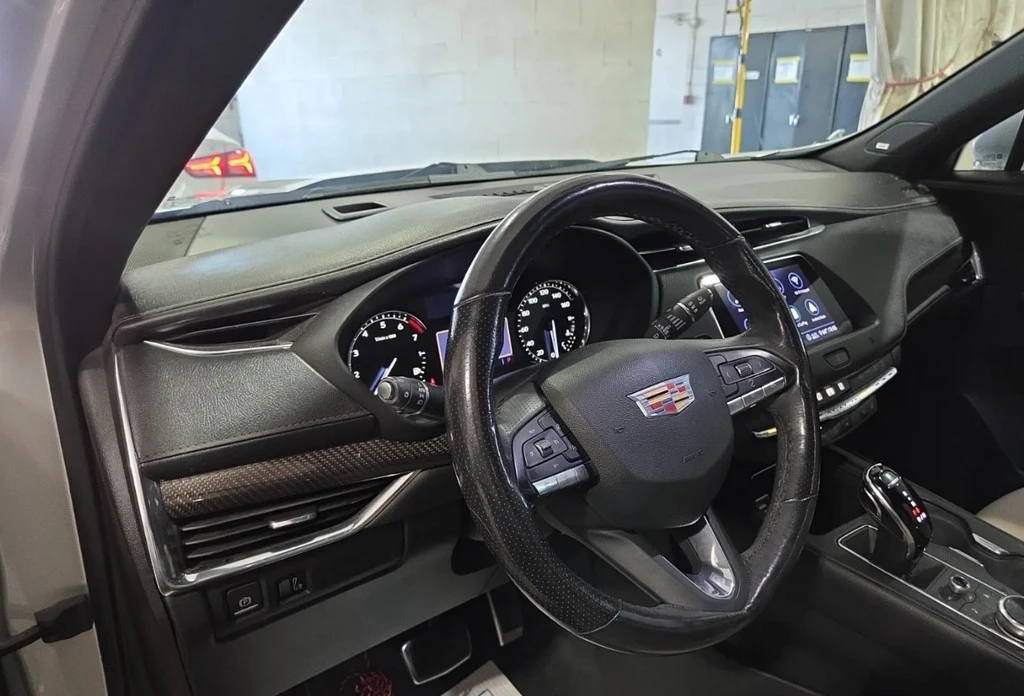 2020 Cadillac XT4 - Image 6 of 10