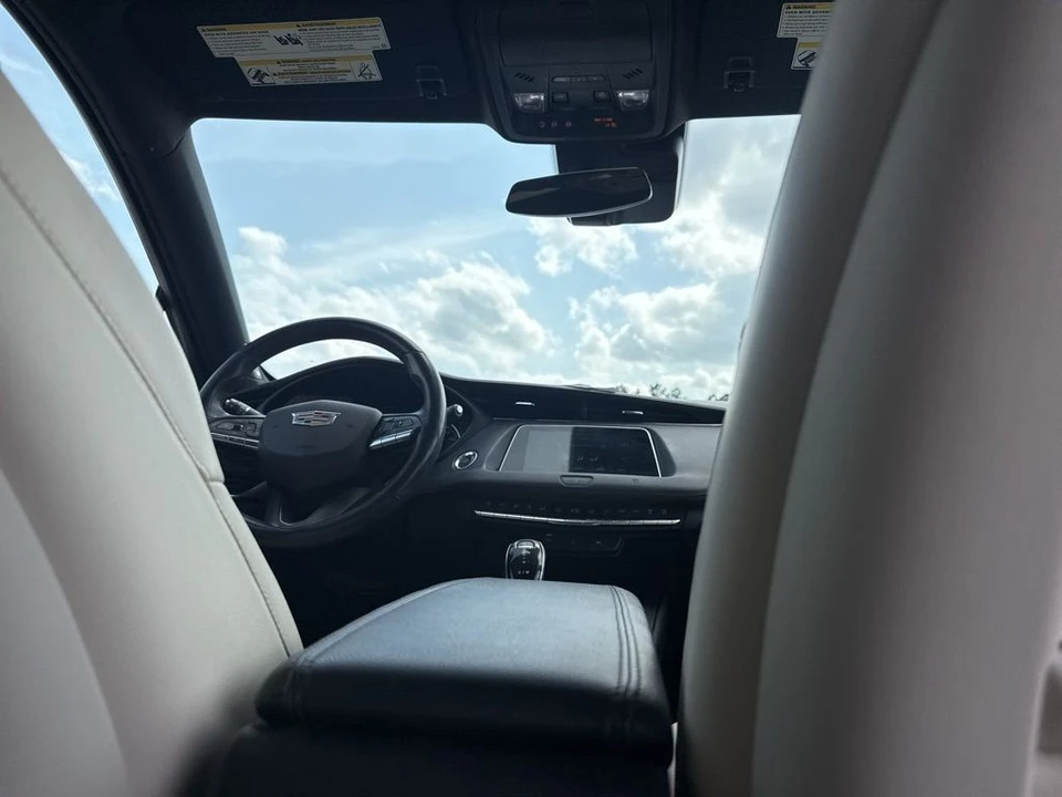 2020 Cadillac XT4 - Image 15 of 21