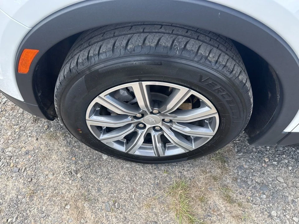 2020 Cadillac XT4 - Image 8 of 21
