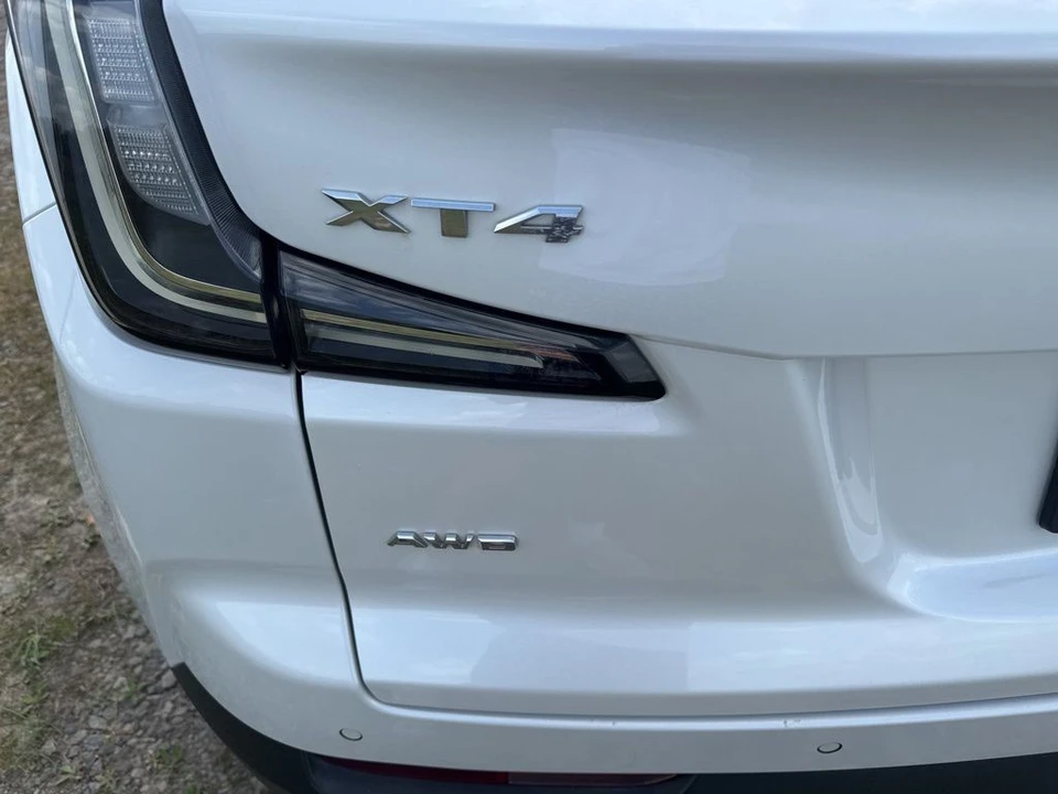 2020 Cadillac XT4 - Image 10 of 21