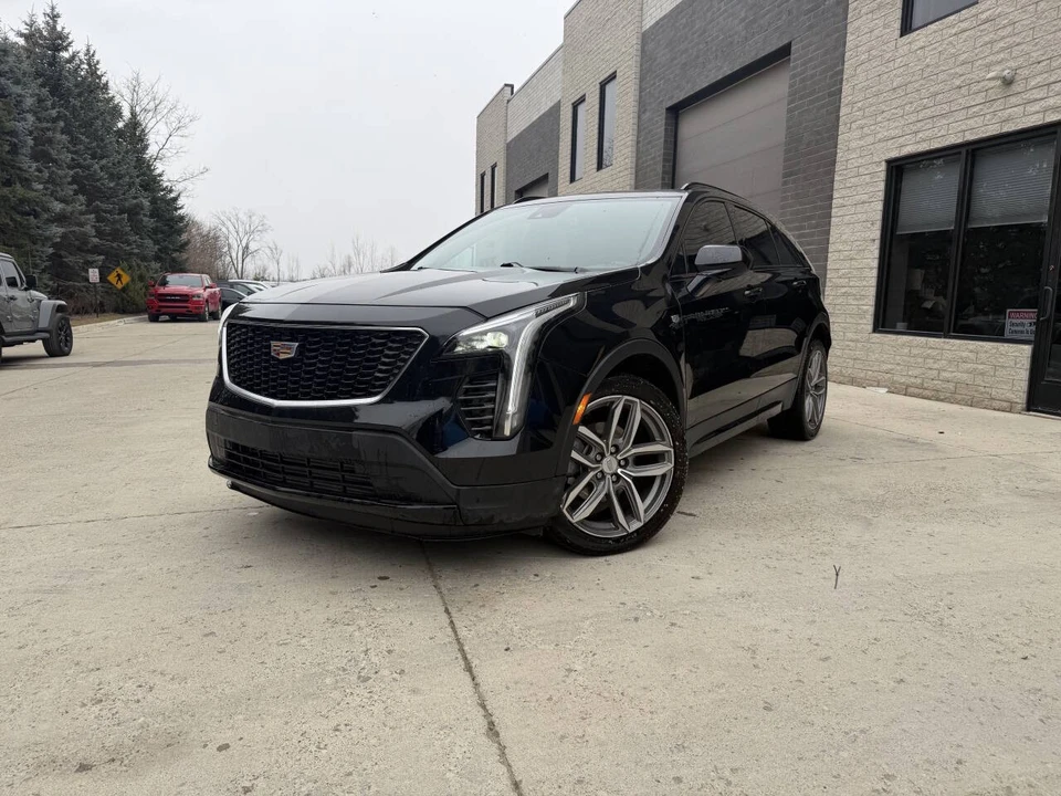 2020 Cadillac XT4 - Image 2 of 15