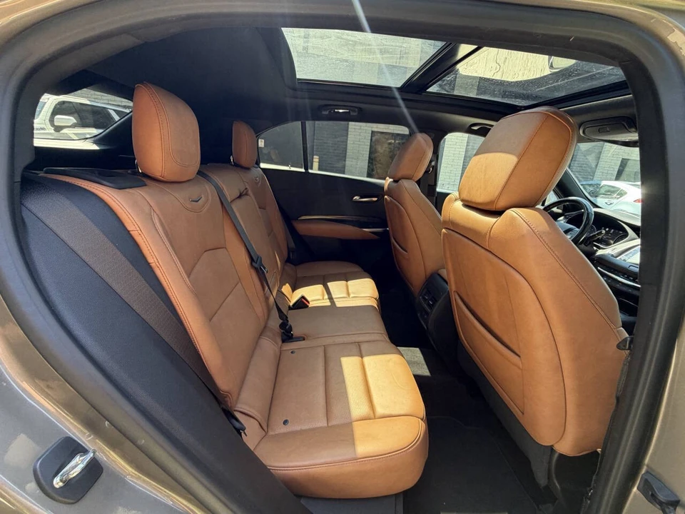 2020 Cadillac XT4 - Image 17 of 21