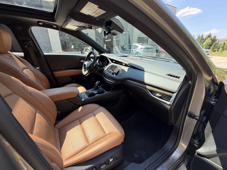2020 Cadillac XT4 - Image 11 of 21