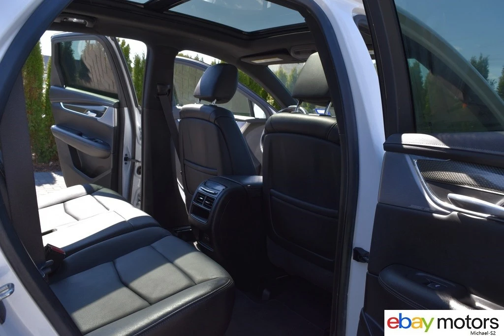 2020 Cadillac XT5 - Image 18 of 21