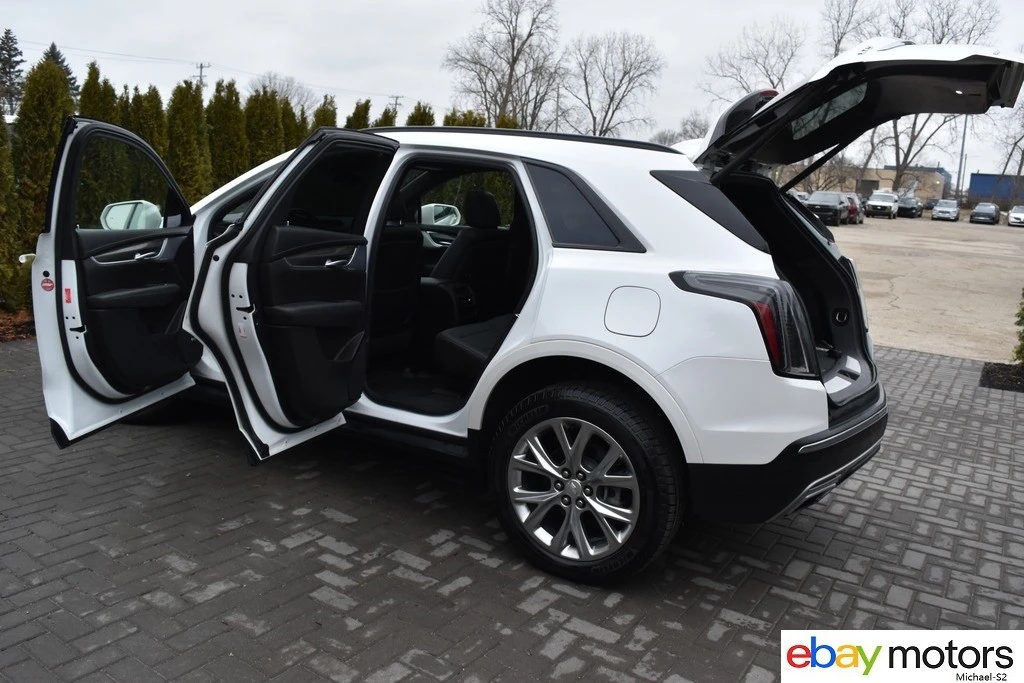 2020 Cadillac XT5 - Image 19 of 21