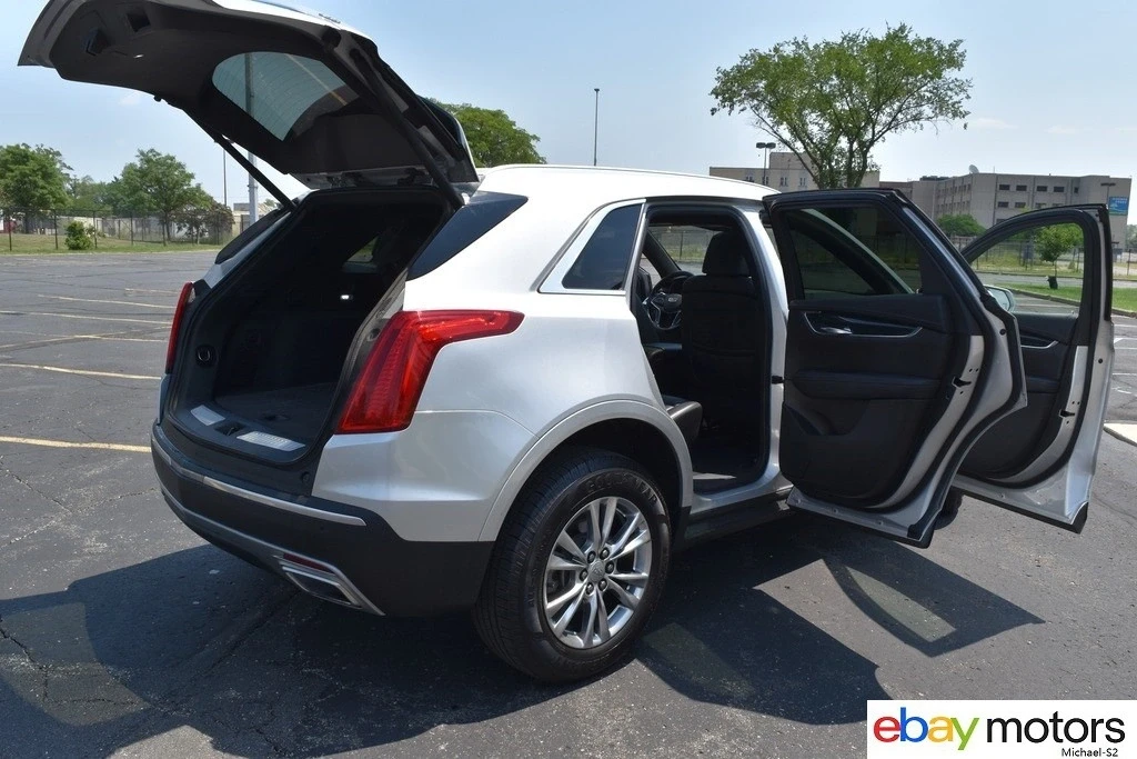 2020 Cadillac XT5 - Image 19 of 21
