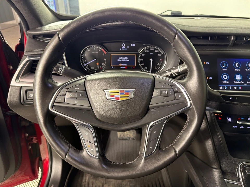 2020 Cadillac XT5 - Image 14 of 21