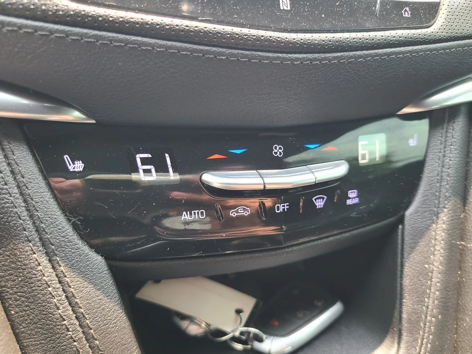 2020 Cadillac XT5 - Image 20 of 21